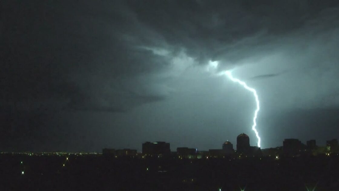 sky lighting in Saudi Arabia