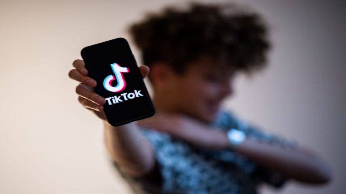 TIK TOK